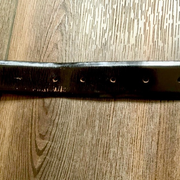 Sleek Black Belt - Picture 9 of 9